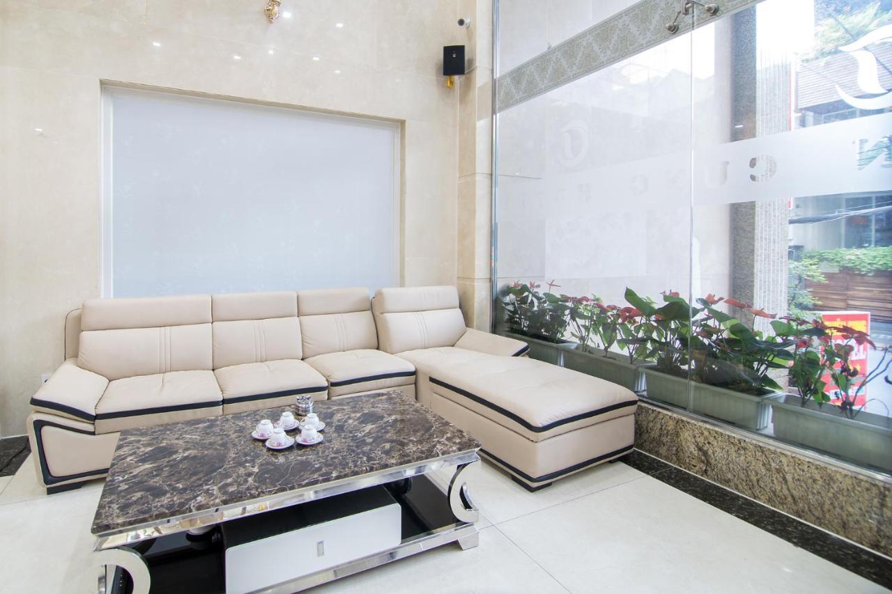 Reddoorz Plus Near Lotte Mart Cong Hoa Cidade de Ho Chi Minh Exterior foto