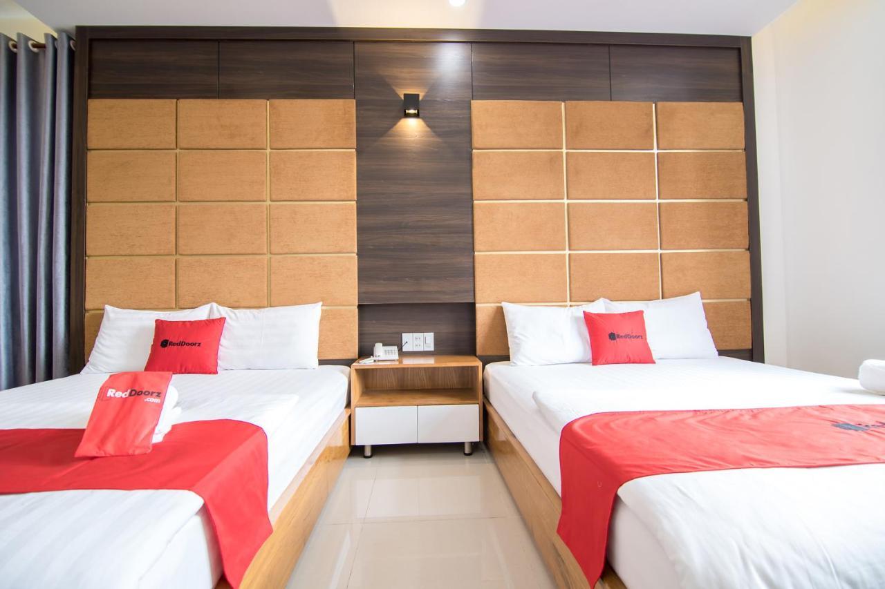 Reddoorz Plus Near Lotte Mart Cong Hoa Cidade de Ho Chi Minh Exterior foto