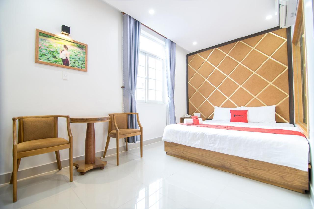 Reddoorz Plus Near Lotte Mart Cong Hoa Cidade de Ho Chi Minh Exterior foto